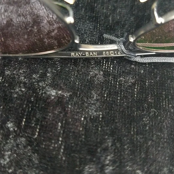 NEW!!!Ray-Ban Aviator Sun Glasses - Picture 7 of 9